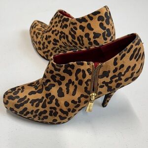 Christian Siriano Tan and Black Animal Print Ankle Booties Shoes Size 12